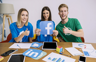 Social Media Marketing (SMM)